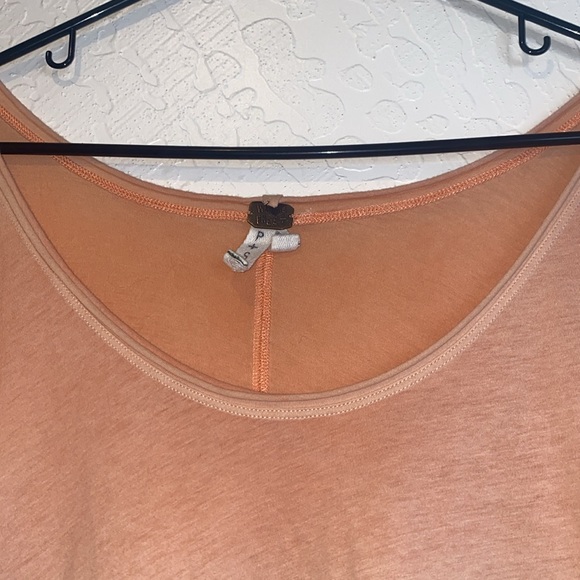 Free People oversized t-shirt peach ombré size S - Picture 3 of 9